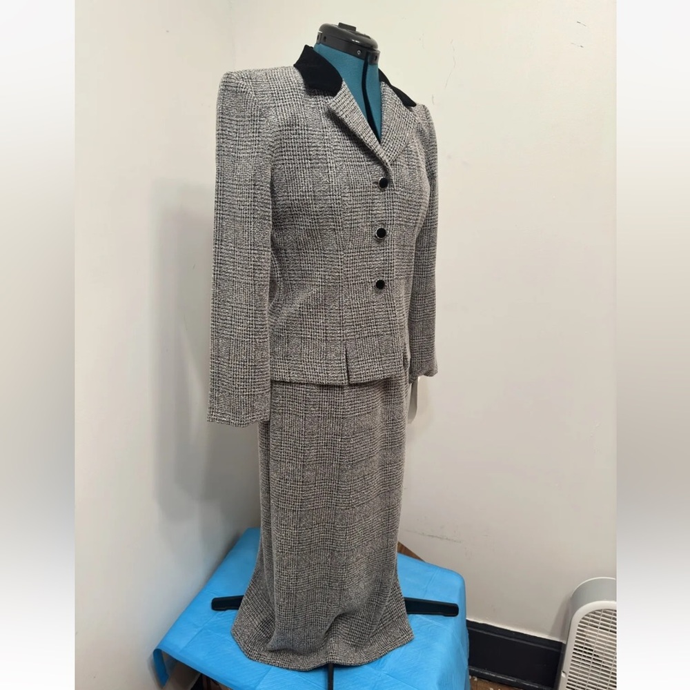 Jessica Howard Petite Black White Tweed Unlined 2 Piece Long Skirt Suit Size 6P. - Picture 2 of 16